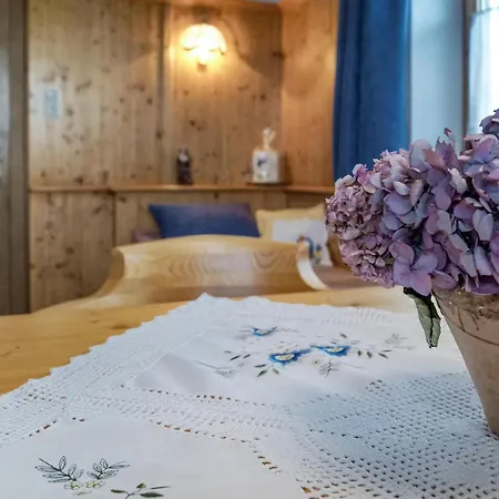 - Hochgallzein アパート